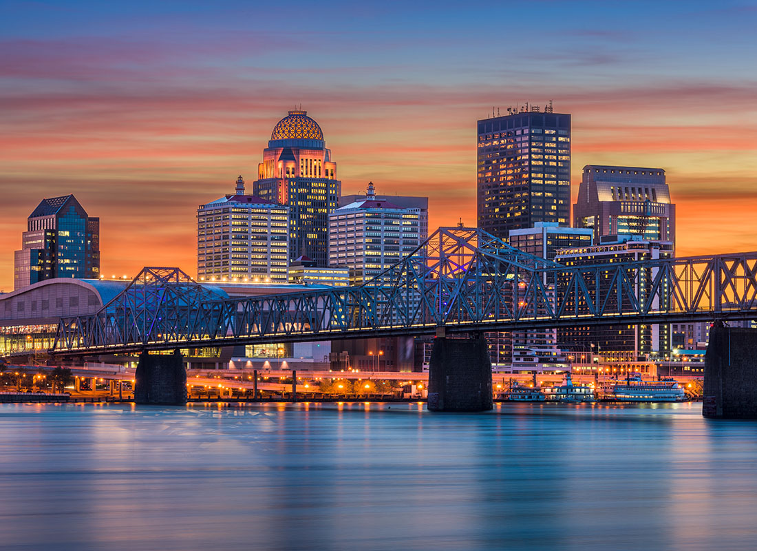 Louisville, KY - Scenic View of Louisville, Kentucky With Beautiful Sunset Colors